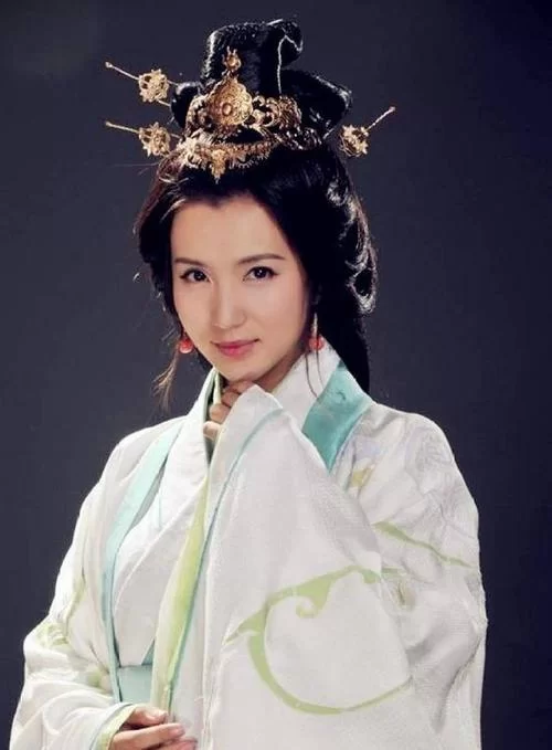 貂蝉原名叫什么？她是怎样一个传奇女子？