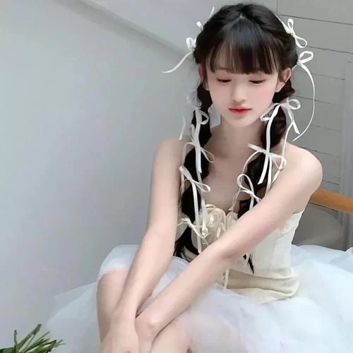 高颜值擦边头像：气质女生头像图片分享