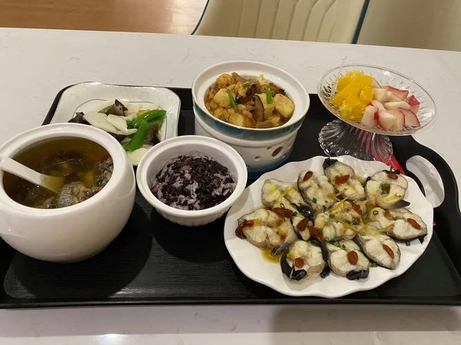 康乃馨俱乐部最新进展如何？老会员分享第一手资讯！