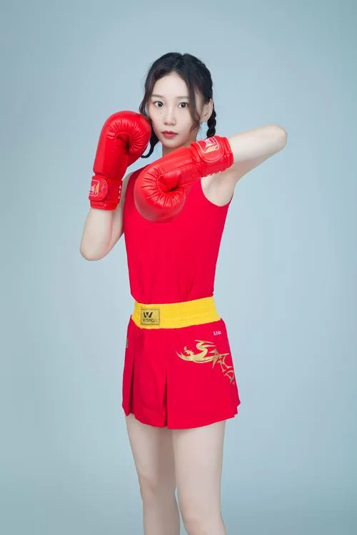 校花小冰最新版本为什么受欢迎？这几大优势告诉你答案！