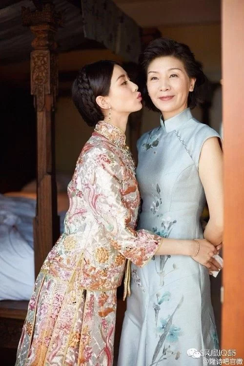 岳母如何下载手机APP软件？一步步教她轻松搞定没问题！