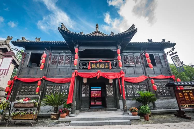 想玩做怡红院的主人最新版本？这些入门技巧要掌握！
