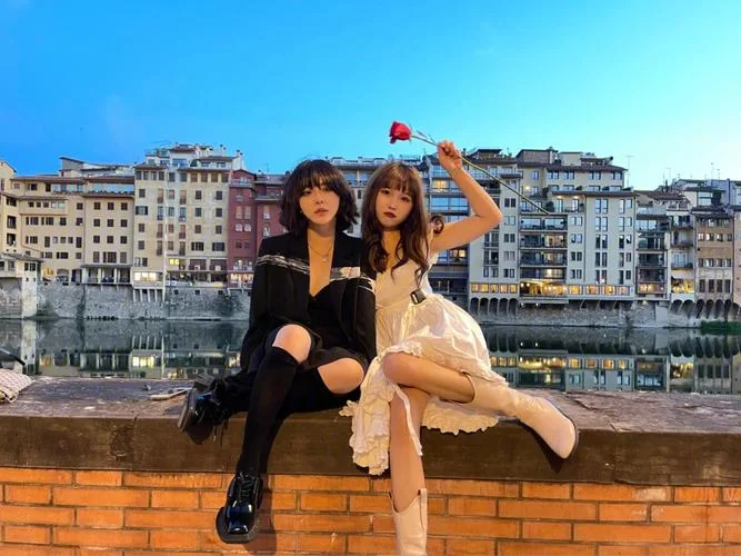 我和美女有个约会在哪下载好？分享几个免费安全下载点！