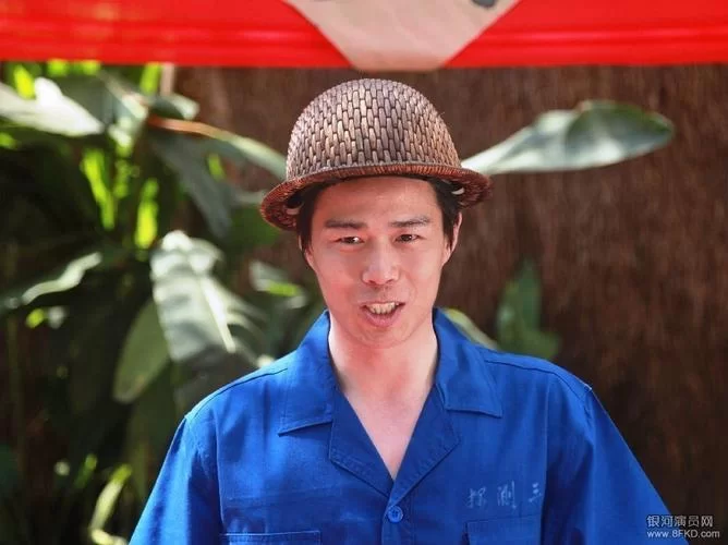 打工人张伟更新地址后多久生效？别错过重要通知！