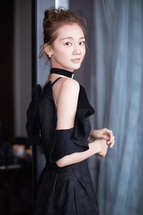 找热舞女郎下载安卓安装包吗？最新版下载链接马上给你！
