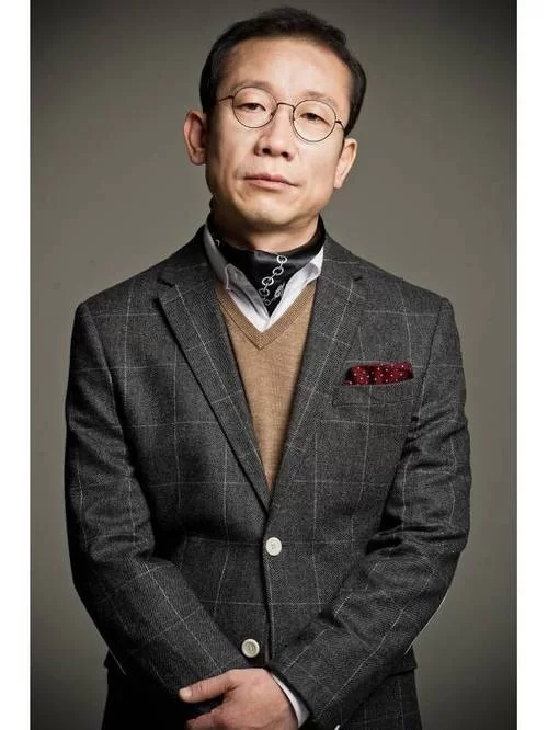 校长先生官网有手机版吗？安卓苹果都能轻松玩！