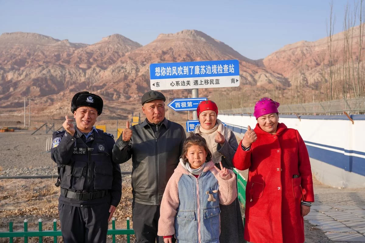 访问边境之村官方网站(最新公告和活动都在这里！)