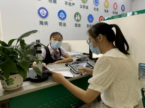 超社保服务人员小缘-汉化版最新更新内容好用吗？(玩家上手体验分享)