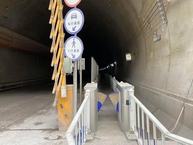 隧道逃生最新技巧分享，让你玩转地下世界！