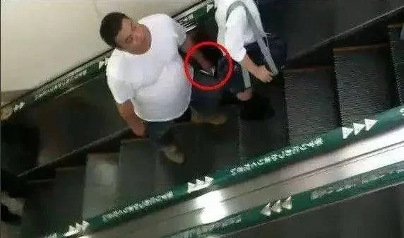 变态房东遇到主播女孩下载地址最新动态与更新信息