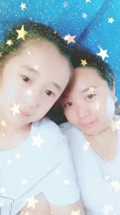 和姐姐一起的夏天3369acG官网角色玩法解析