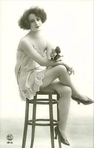 圣妓女艾蜜莉汉化版更新了什么最新内容揭秘 圣妓女艾蜜莉汉化版更新了什么最新内容揭秘