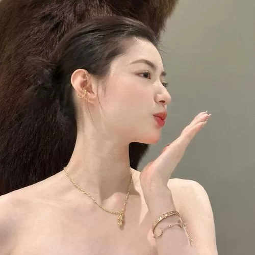 好色小姨最新版本评测 到底值不值得下载