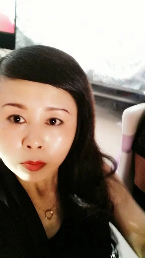 好色小姨版本大全完整版在线观看