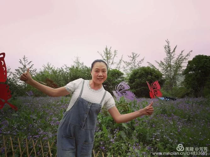 好色管家俏姐妹安卓汉化包下载 一键安装中文补丁