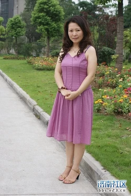 徐娘半老第二季安卓汉化游戏体验评测与攻略