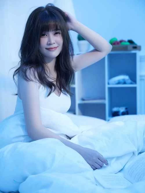 早洩外甥与性冷感阿姨地址更换后的最新动态