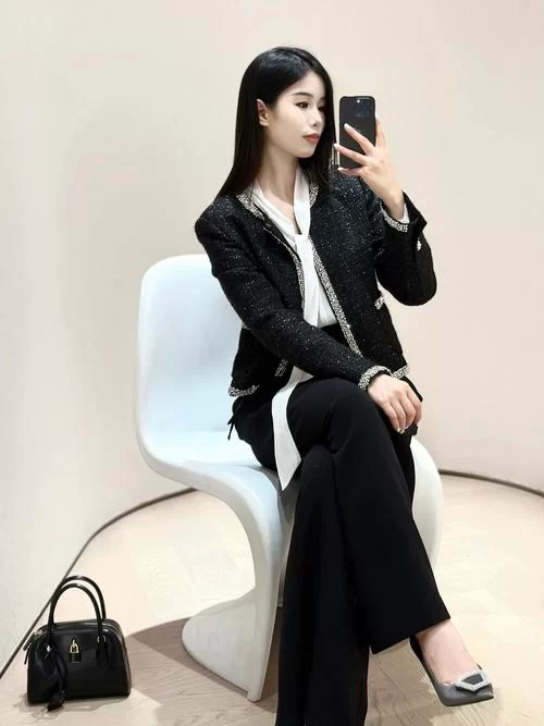 时尚女王莫妮卡EP4最新穿搭指南教你变时髦