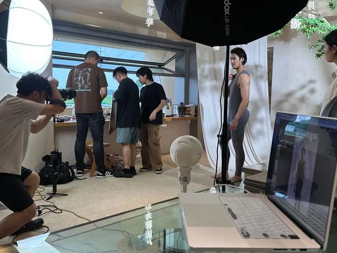 时尚女王莫妮卡第2季完结最新幕后花絮