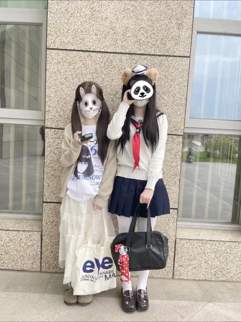 最新版本在员工室与JK的日常细节大揭秘