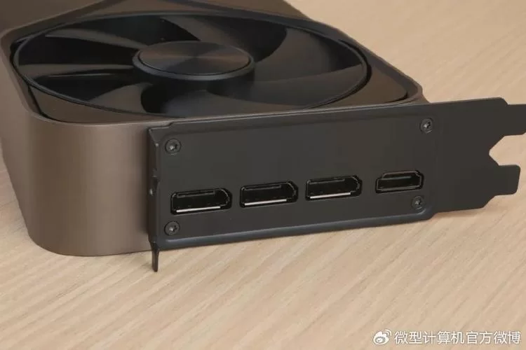生命体v0.17d最新版评测性能提升明显