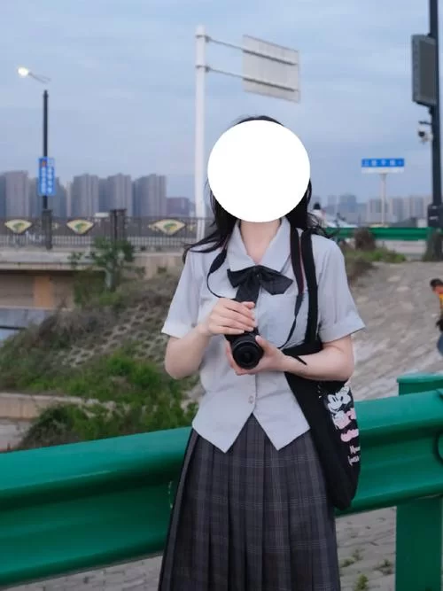 胁迫优等生姐妹游戏官网怎么玩新手教程分享