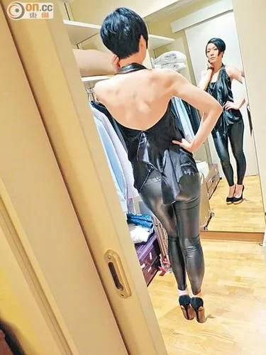 色情券吧汉化版班上女生新功能体验报告