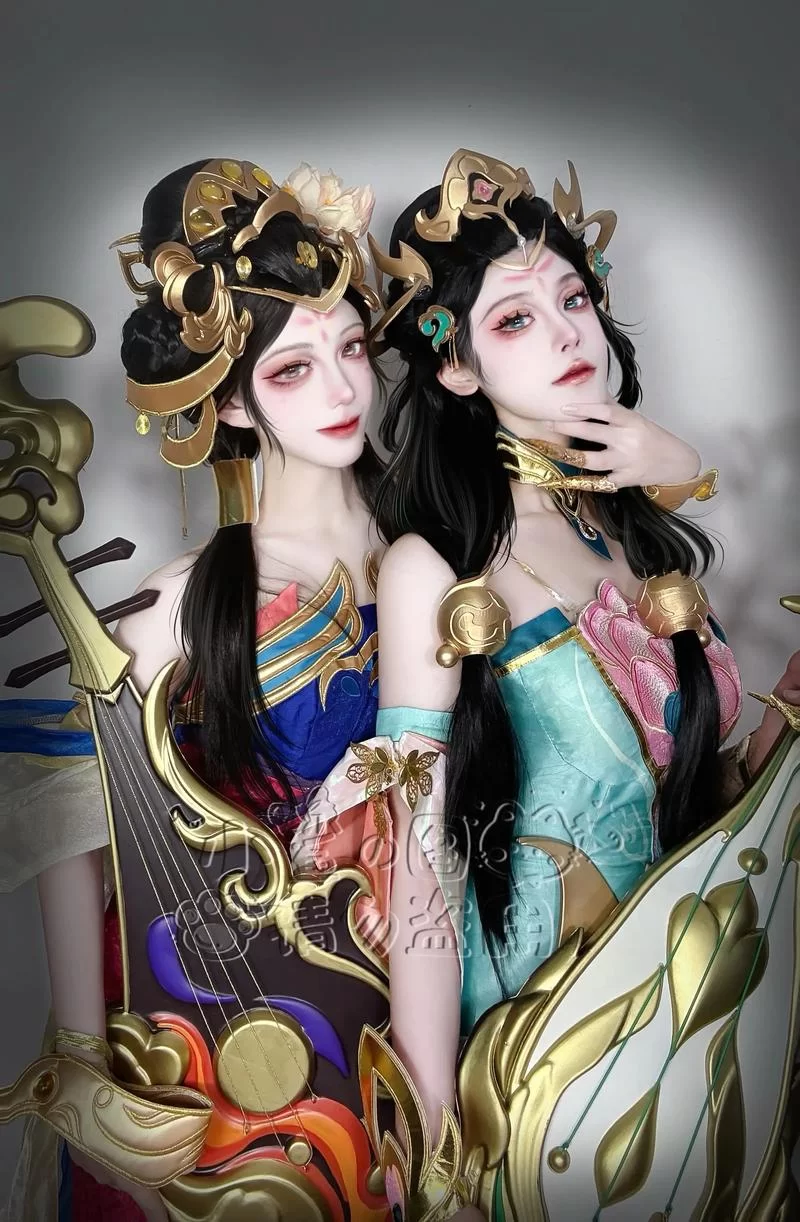 辣妹COS疯狂杨过游戏 神还原角色引爆话题