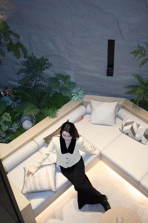 阁楼里的睡美人下载方法 简单几步轻松获取资源