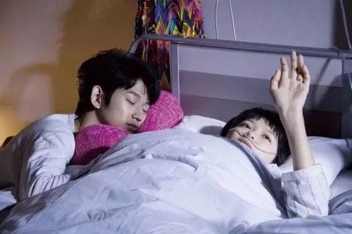 阁楼里的睡美人最新影评 这部电影到底值不值得看